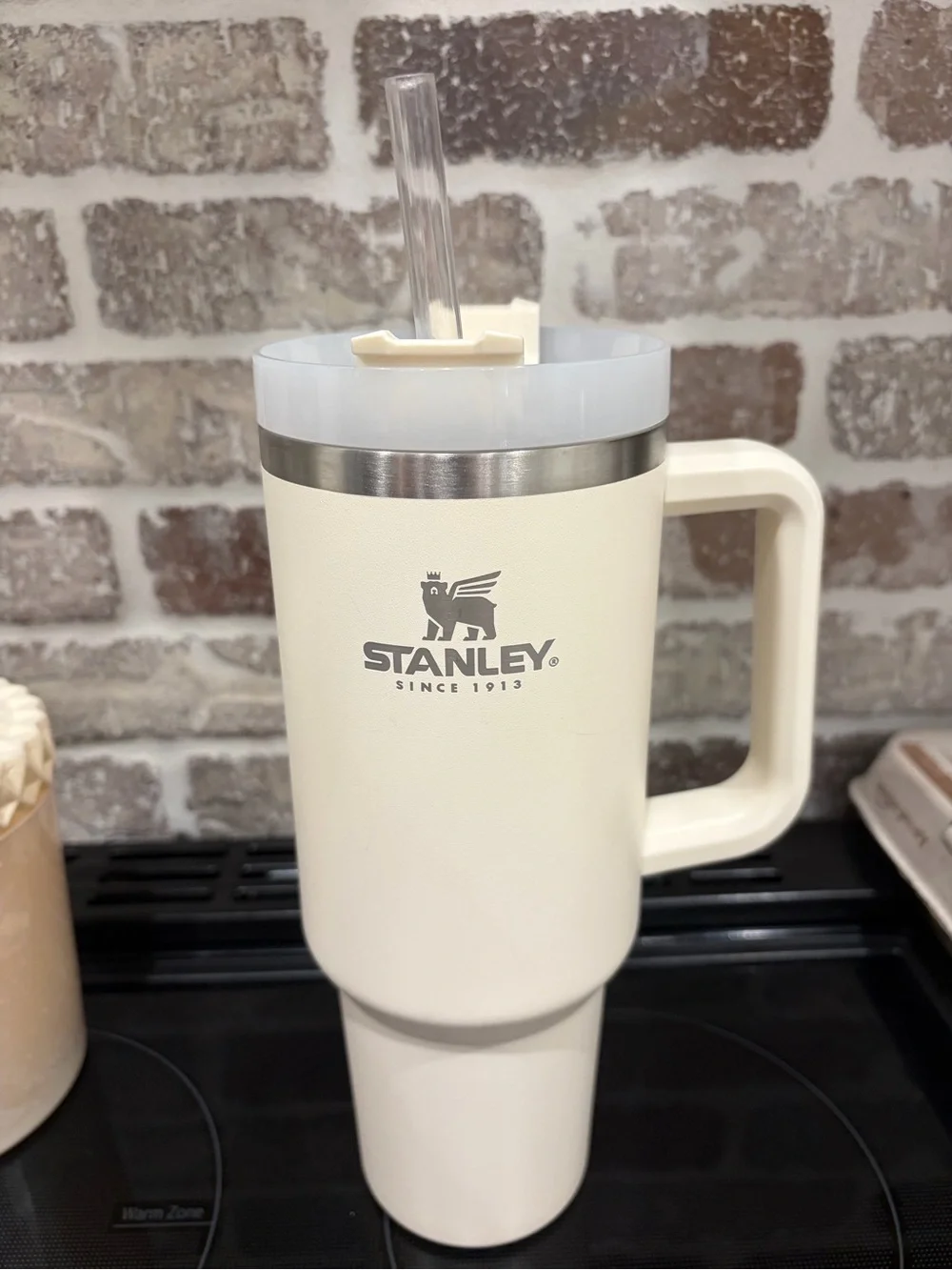 40 oz Stanley - Picture 2 of 3
